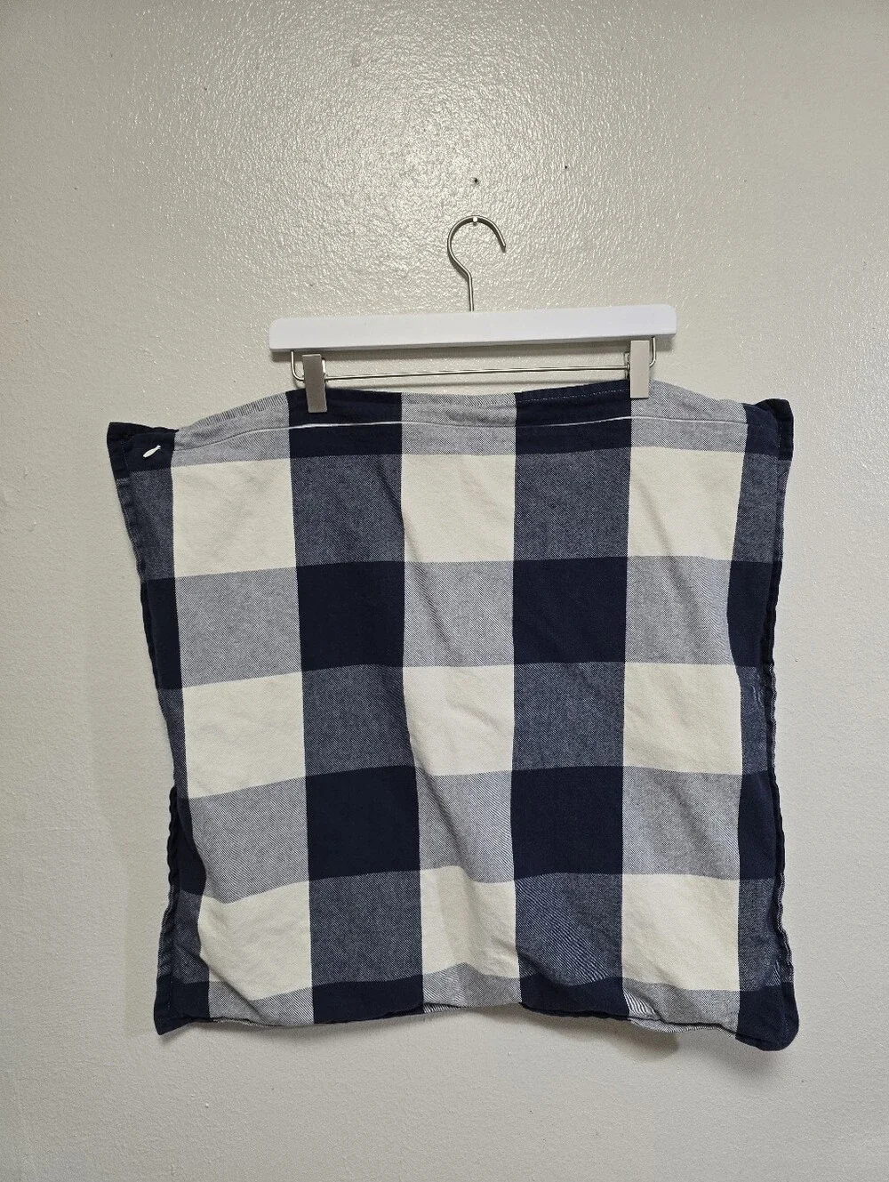 Pottery Barn Navy Buffalo Check Cotton Pillowcase 24